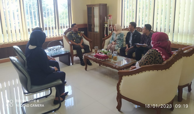 Kunjungan dan Kerjasama FSH UINSA dengan Pengadilan Militer III-12 Kota Surabaya