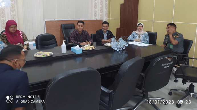 Diskusi FSH UINSA dengan Pengadilan Militer III-12 Kota Surabaya