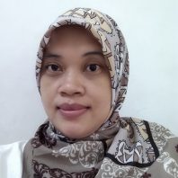 1. Dr. Rita Ernawati, MT (Ketua Program Studi Arsitektur)